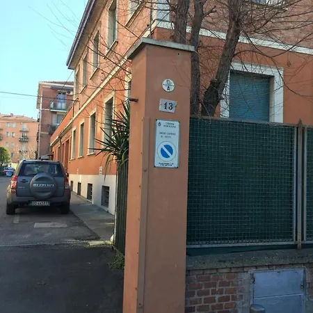 R&b La Bed & Breakfast Bologna